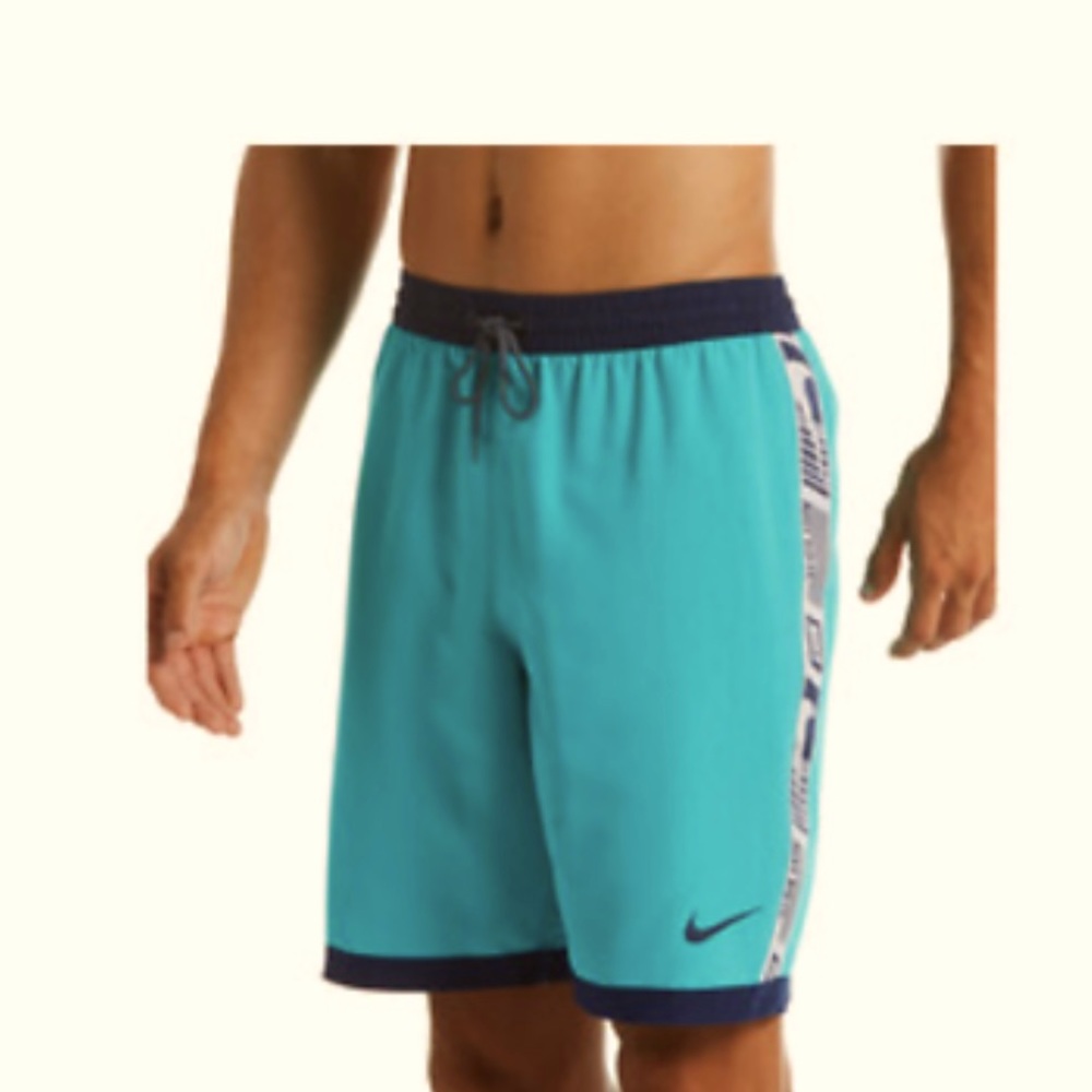 Nike board shorts New size M